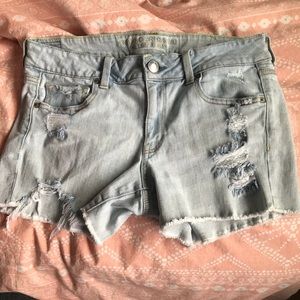 Light denim shorts